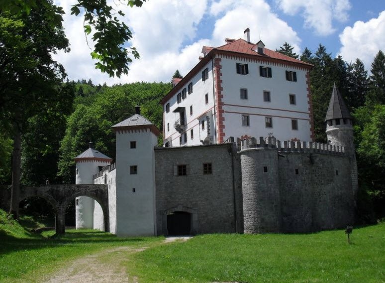 Lož Castle, Lož, Slovenia, Slovenia